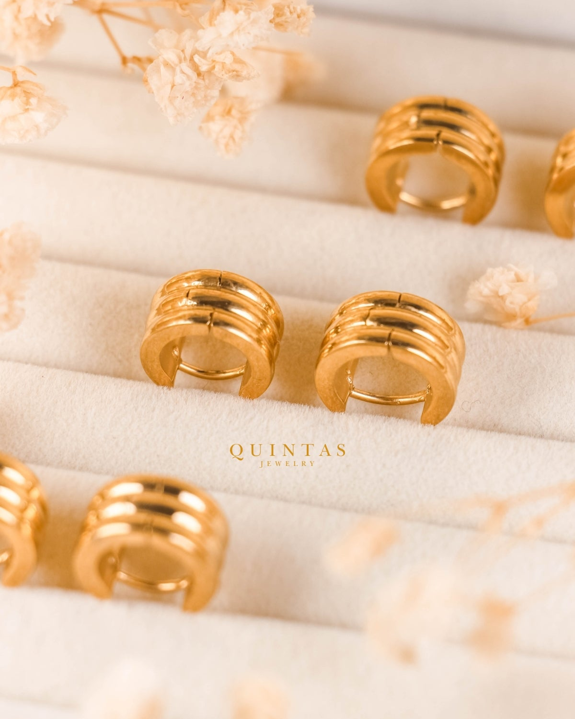 Original product photograph — centered 4:5