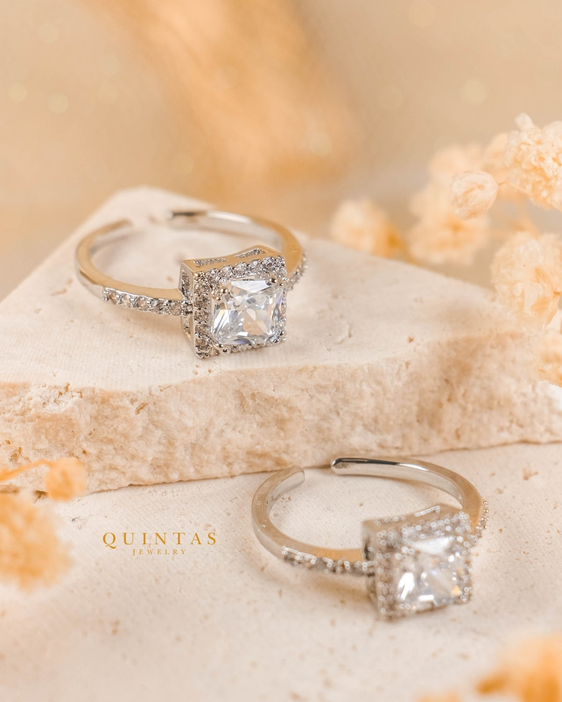 Original ring photo — centered 4:5 crop