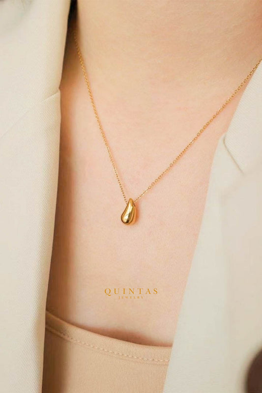 Golden Teardrop Necklace