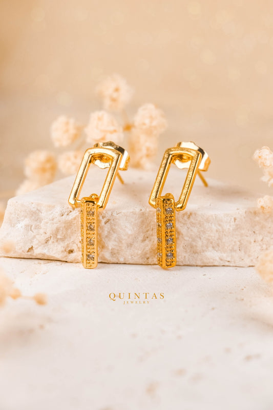 Paperclip Gold Bar Drop Stud Earrings