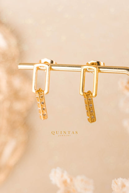 Paperclip Gold Bar Drop Stud Earrings