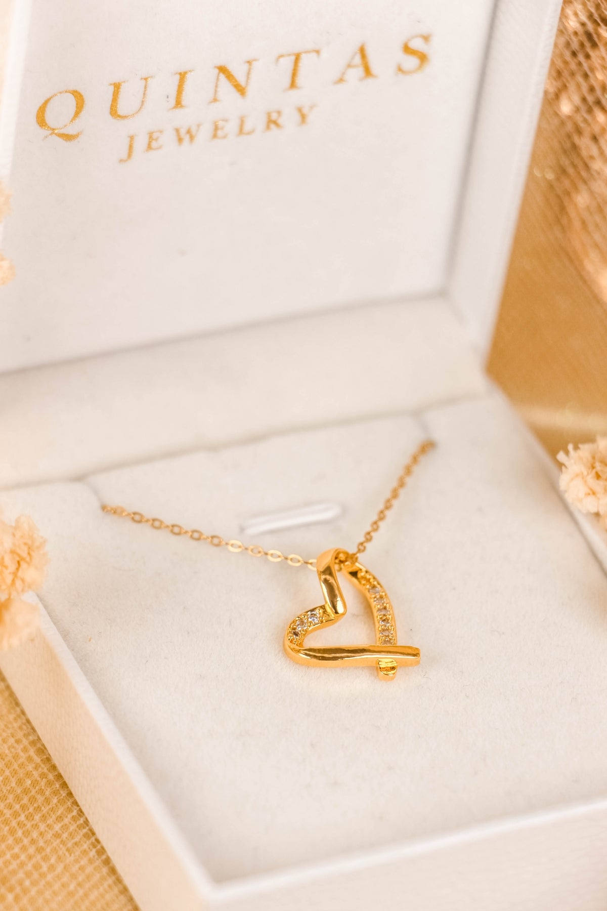 Ava Timeless Heart Necklace