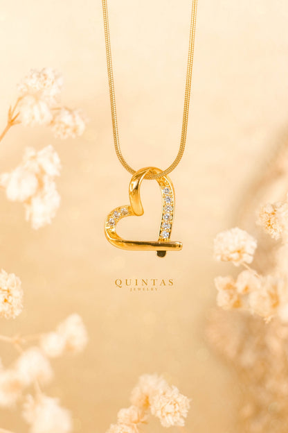 Ava Timeless Heart Necklace