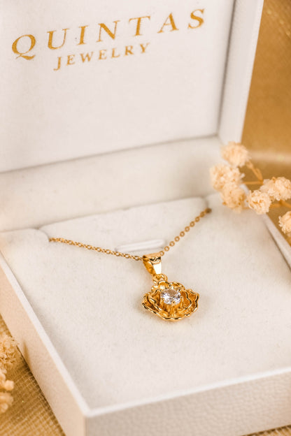 Flower Diamond Necklace