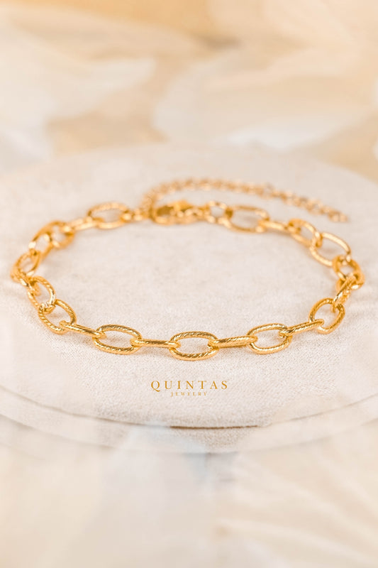 Alessa Textured Chain Bracelet