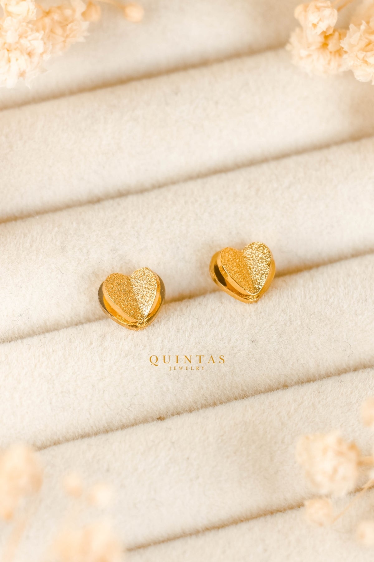 Alyssa Heart Stud Earrings