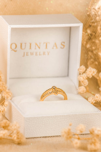 Elara Clover Ring (Adjustable)