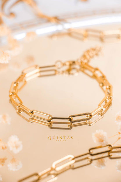 QUINTAS Paperclip Bracelet