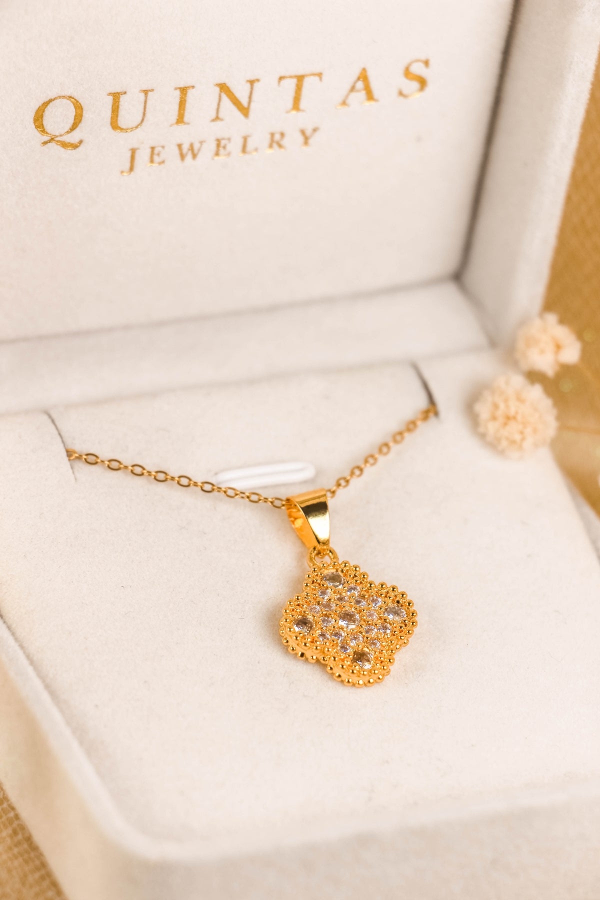 The Sparkling Alhambra Clover Necklace