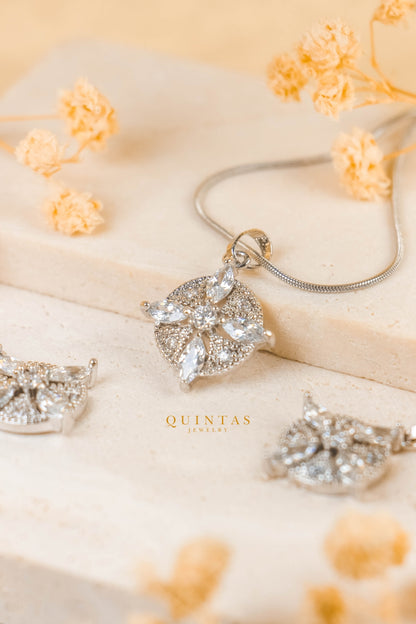 Flower Halo Silver Necklace