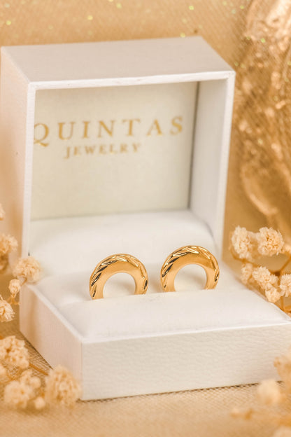 Lara Sculpted Hoop Earrings