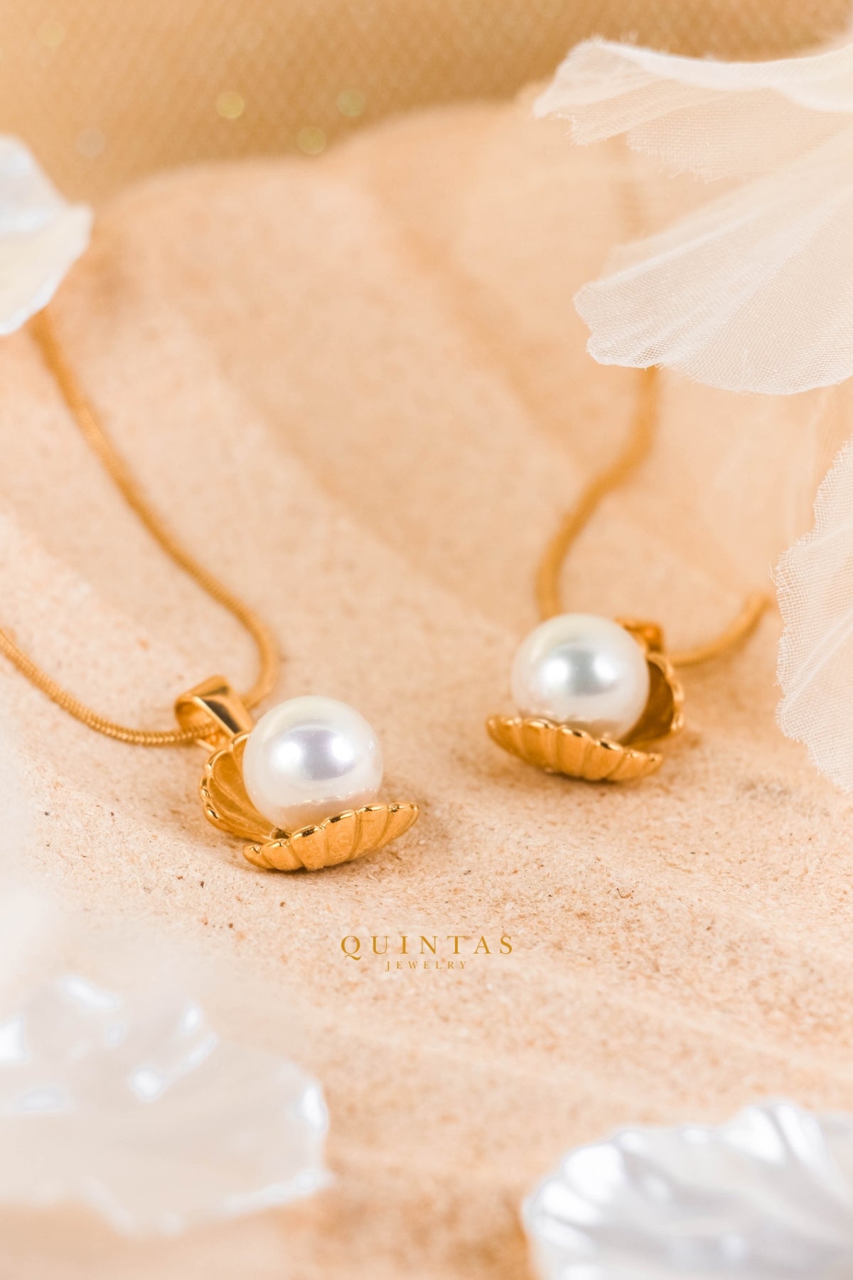 Seashell Pearl Necklace