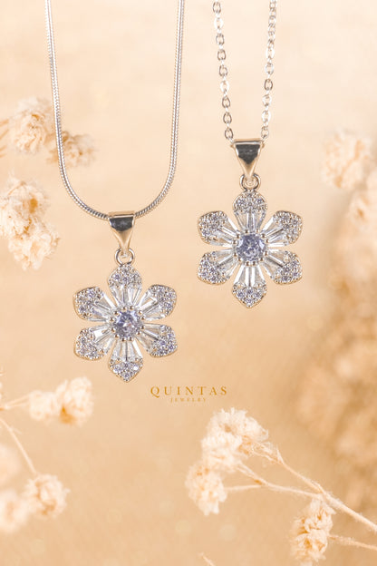 Flower Sun Silver Necklace