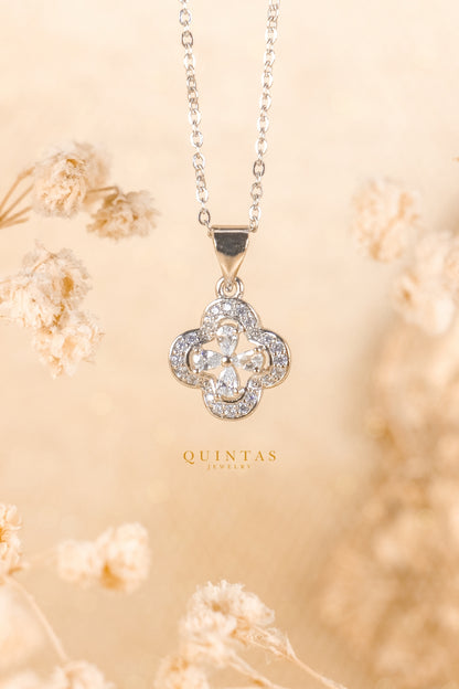 Frosted Clover Silver Necklace