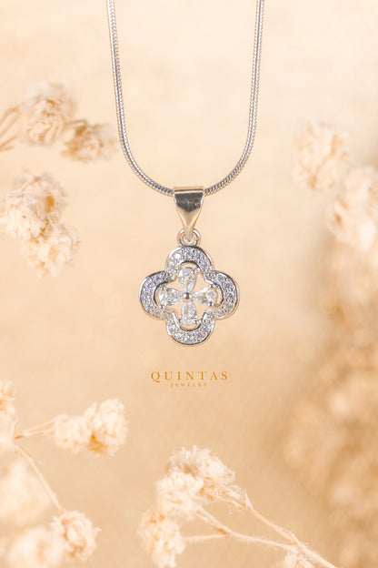 Frosted Clover Silver Necklace