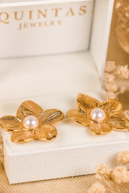 Mira Pearl Flower Stud Earrings