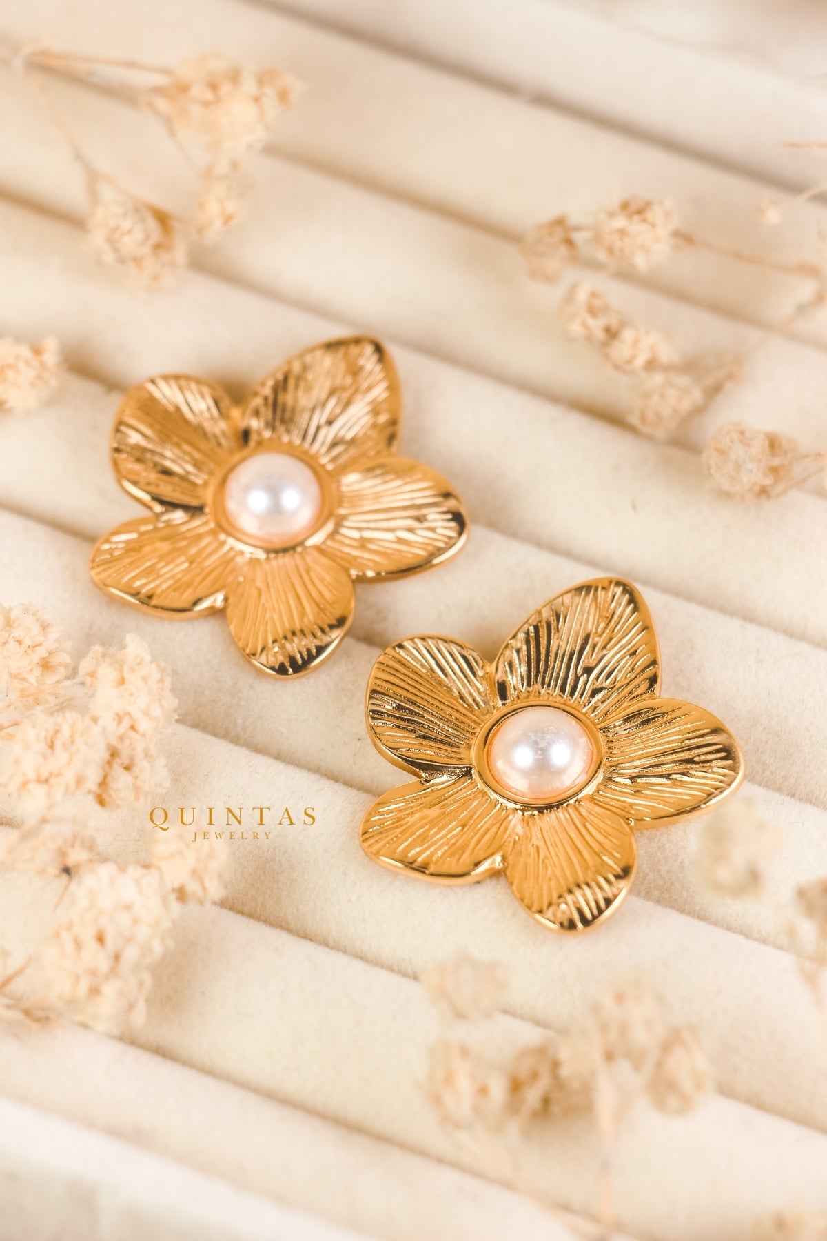 Mira Pearl Flower Stud Earrings