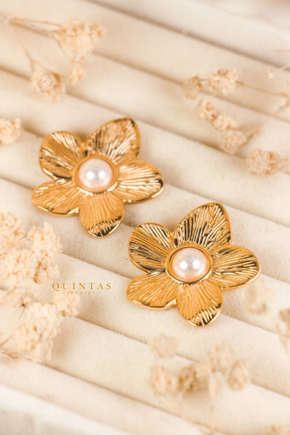Mira Pearl Flower Stud Earrings