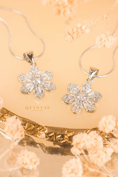 Flower Sun Silver Necklace