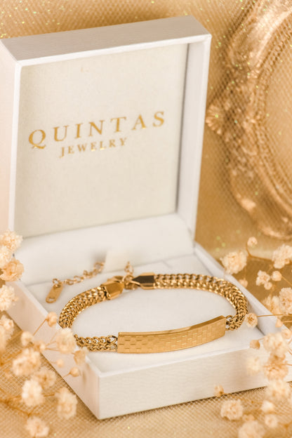 Elio Gold Bar Bracelet