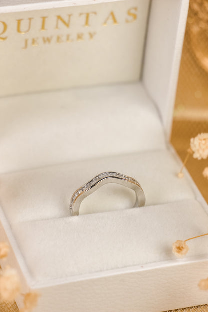 Serene Silver Wave Ring (Adjustable)