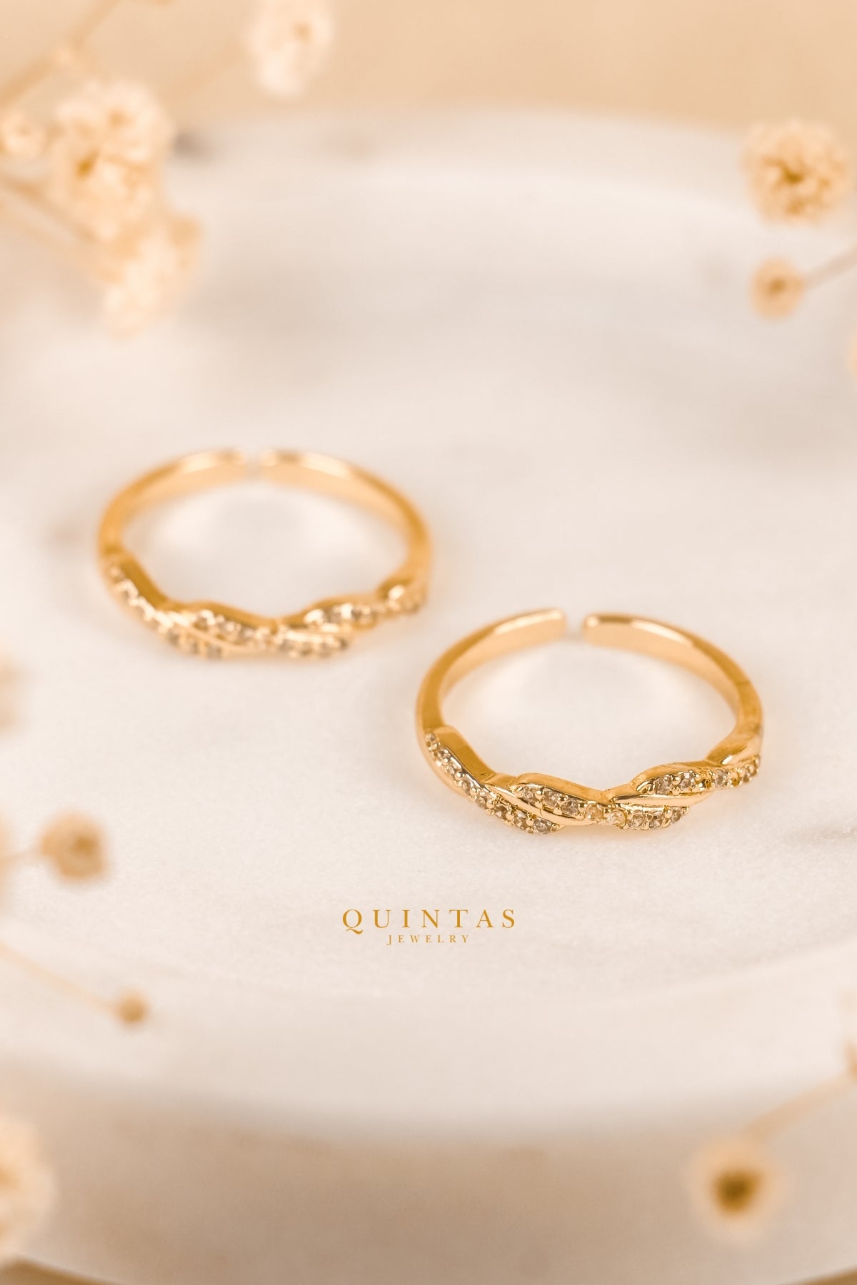 Sofia Twisted Elegance Ring (Adjustable)