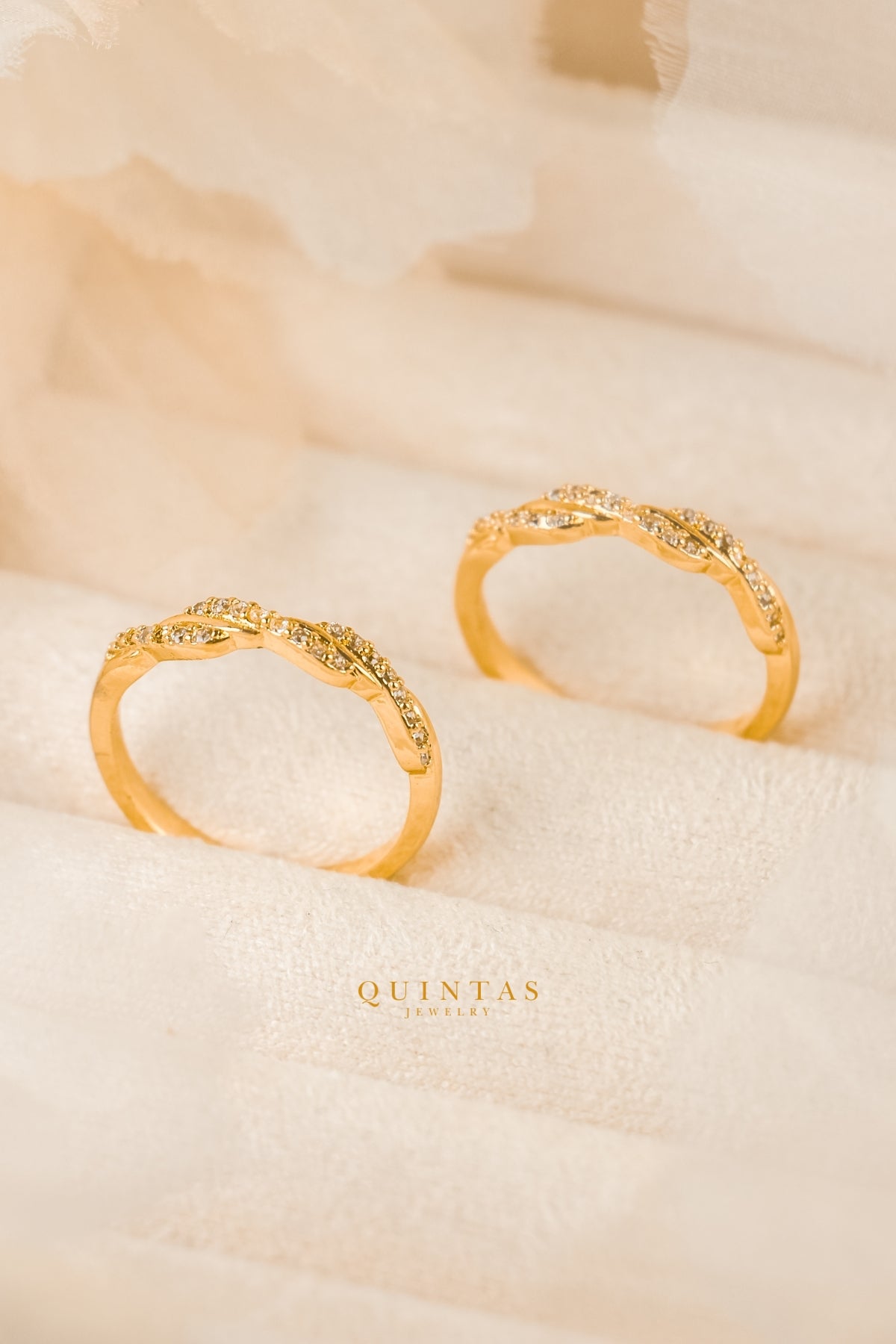 Sofia Twisted Elegance Ring (Adjustable)