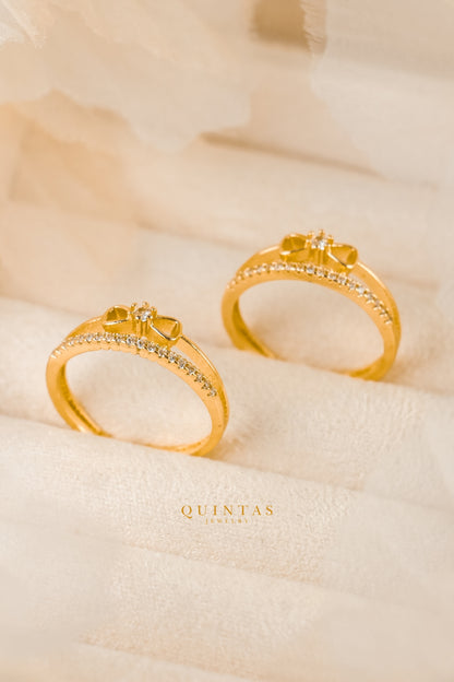 Ara Diamond Ribbon Ring (Adjustable)