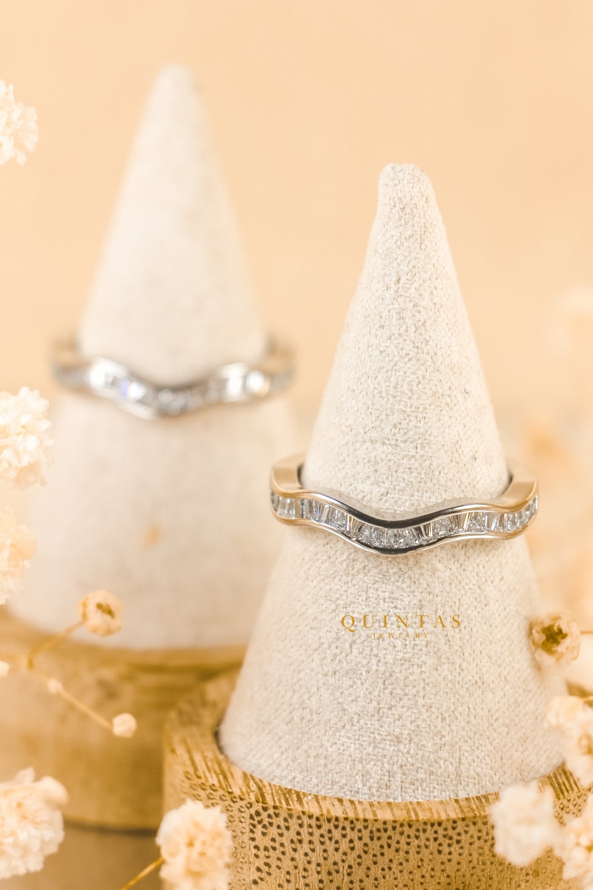 Serene Silver Wave Ring (Adjustable)
