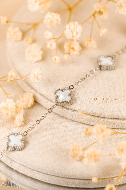 Silver Clover Elegance Bracelet