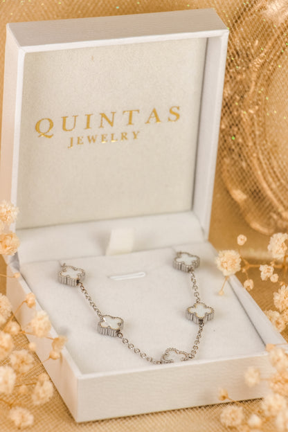 Silver Clover Elegance Bracelet