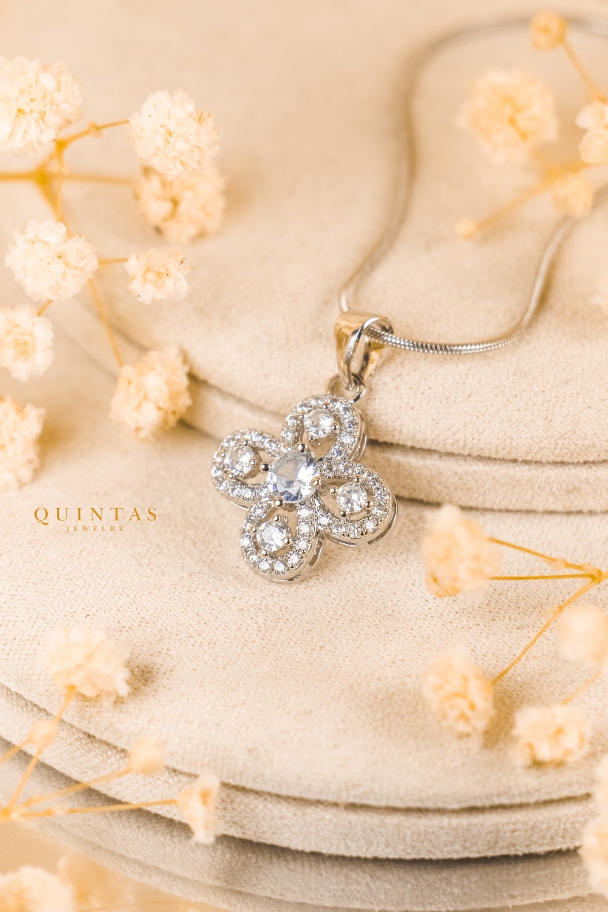 Seraphina Clover Silver Necklace