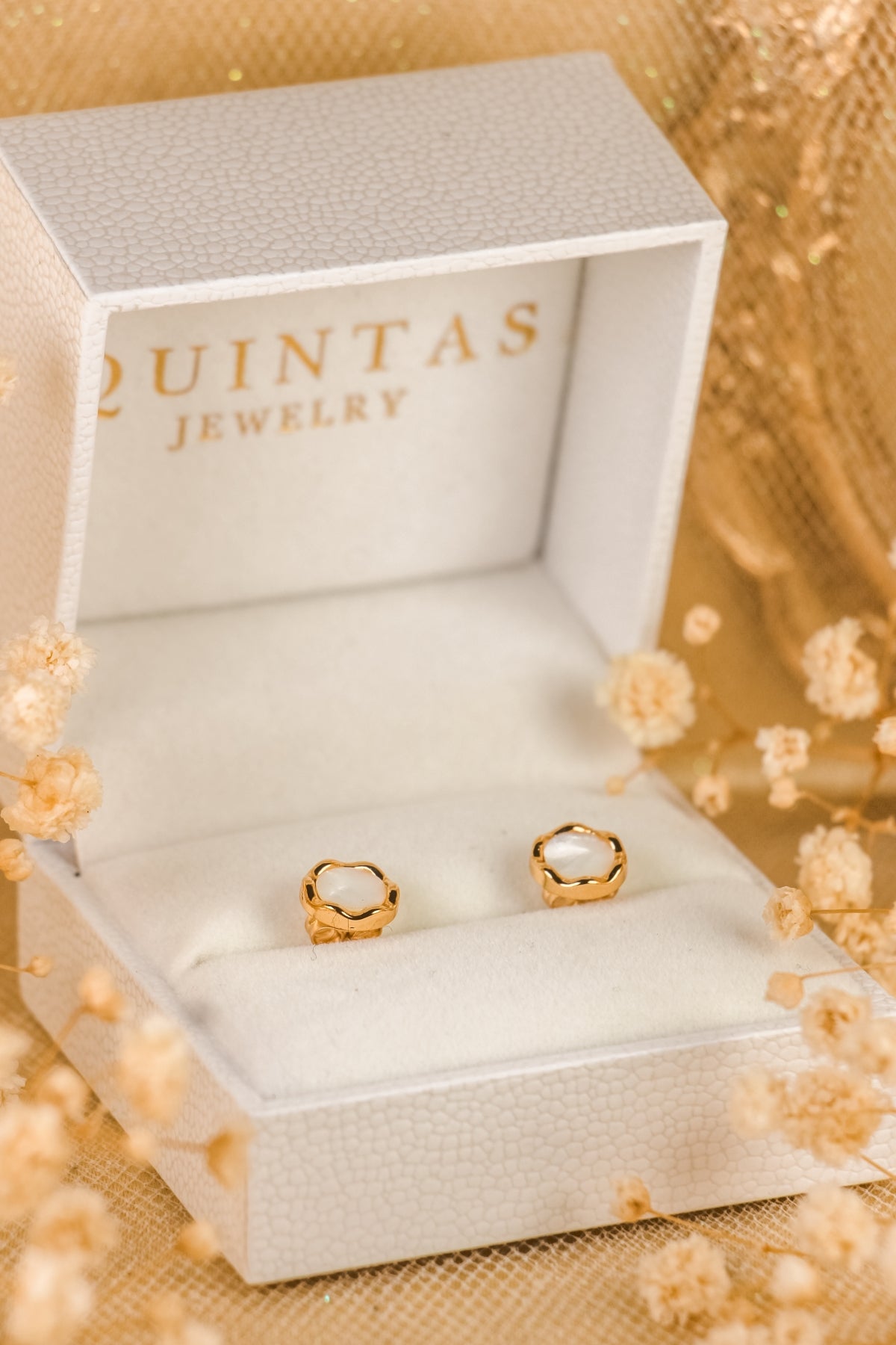 Classic Orina Stud Earrings
