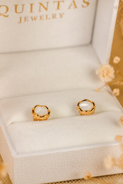 Classic Orina Stud Earrings