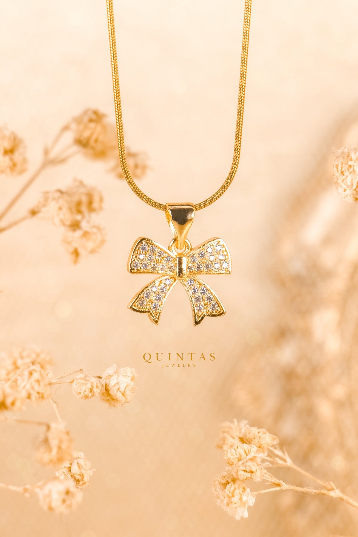 Velora Bow Necklace
