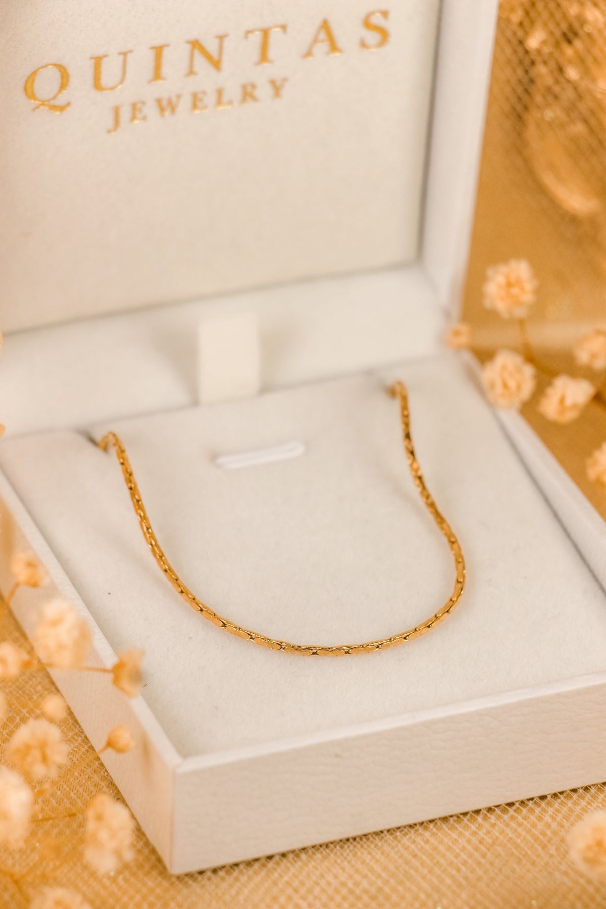 QUINTAS Necklace Chains