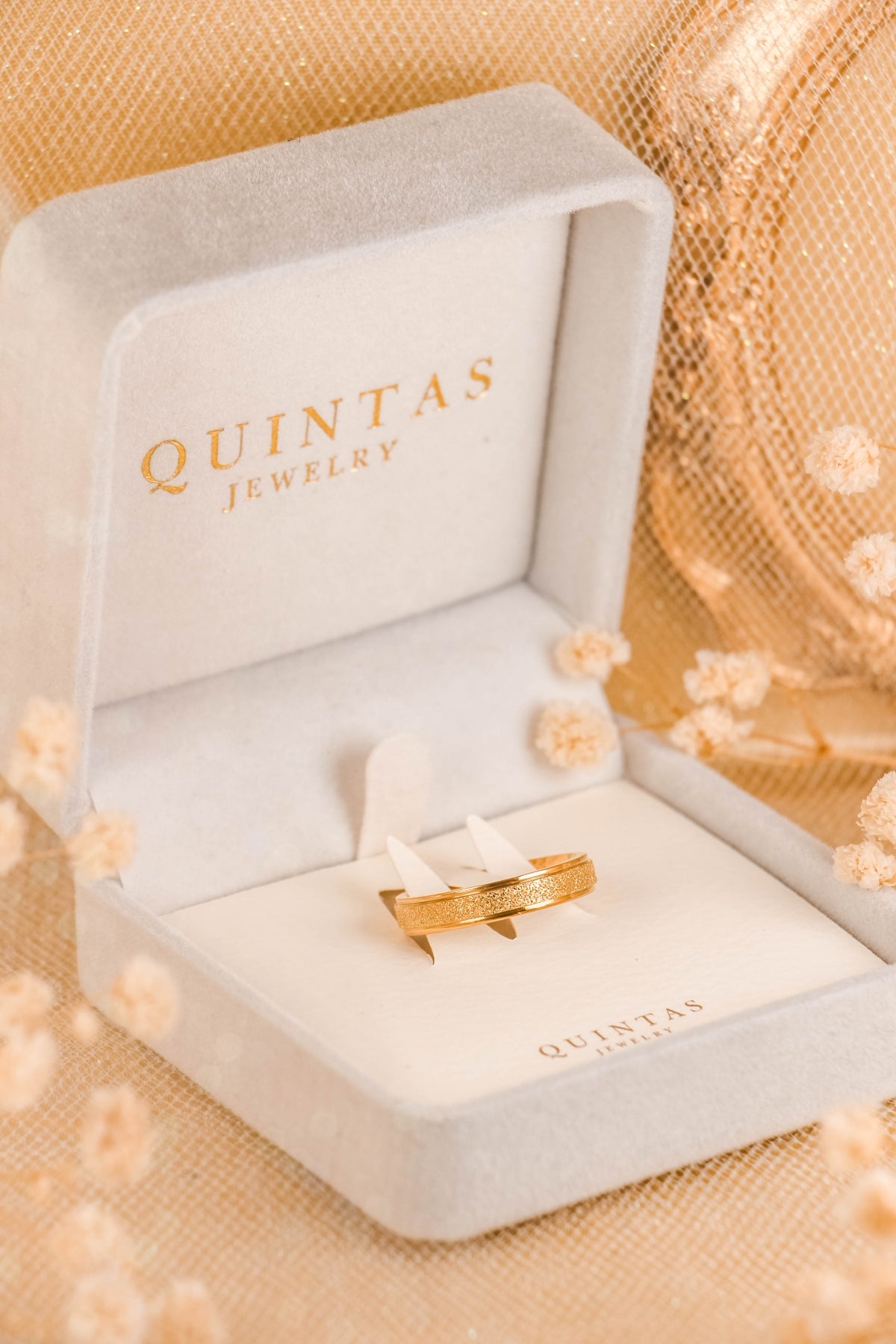 QUINTAS Sparkle Ring