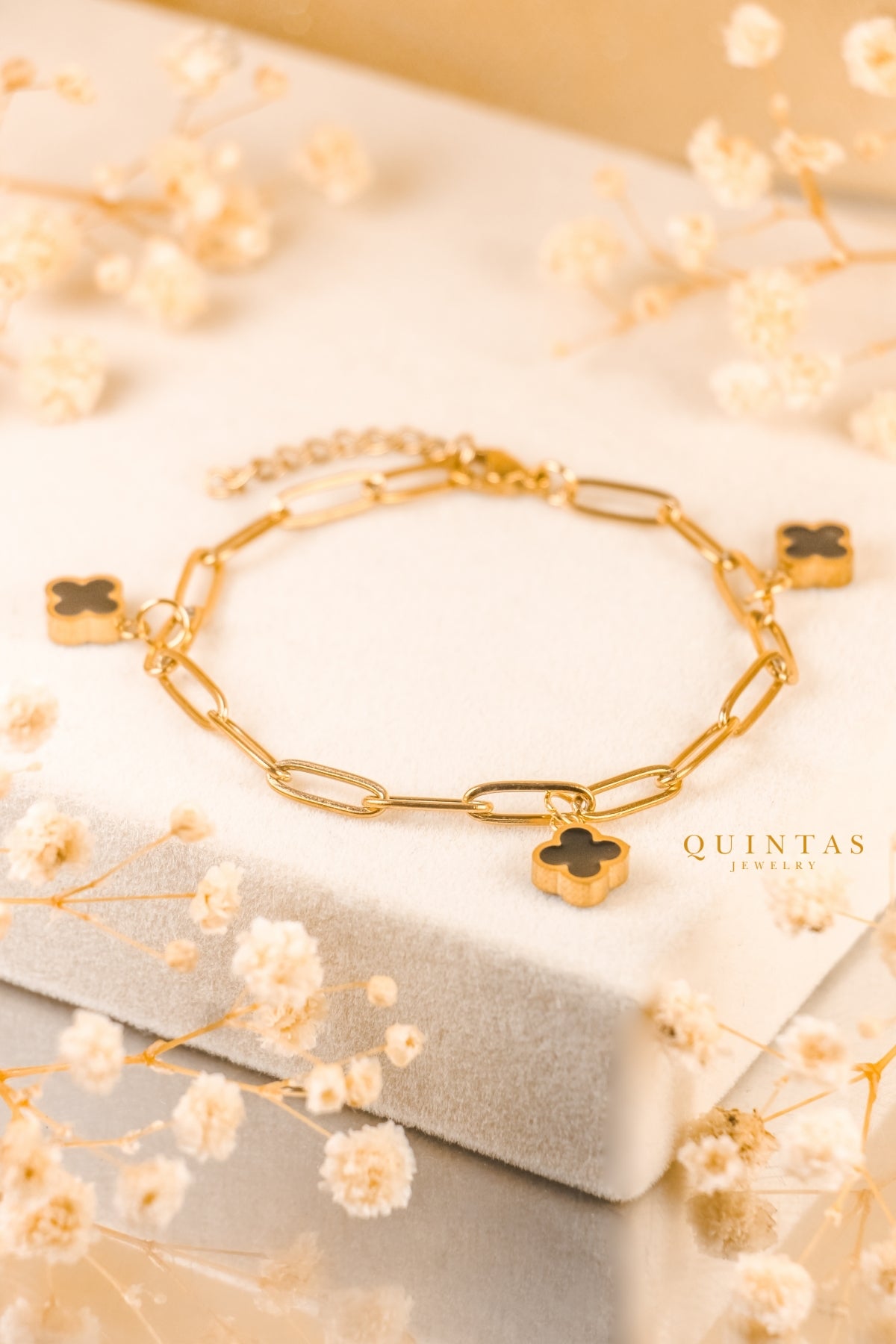 Luna Clover Bracelet