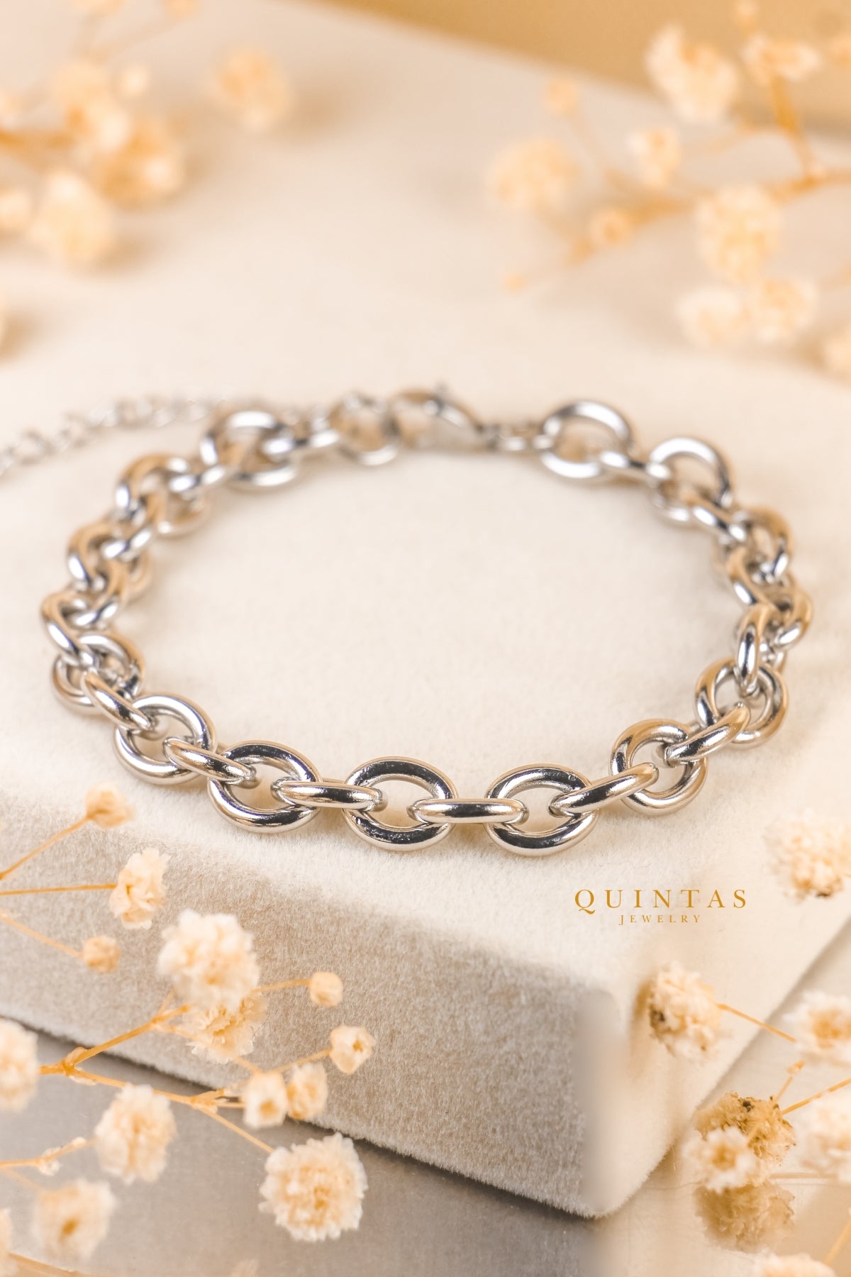 Silver Loop Bracelet