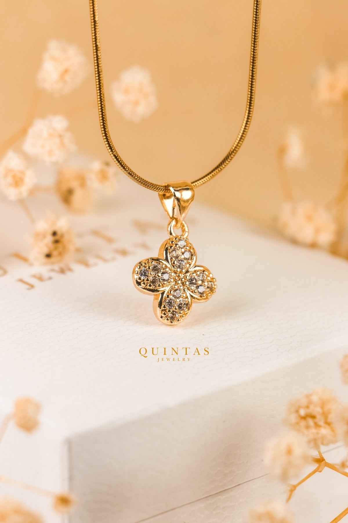 Clover Flower Necklace