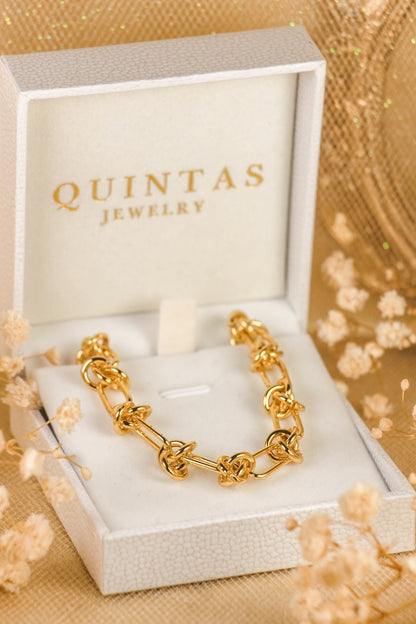 Golden Knot Link Bracelet