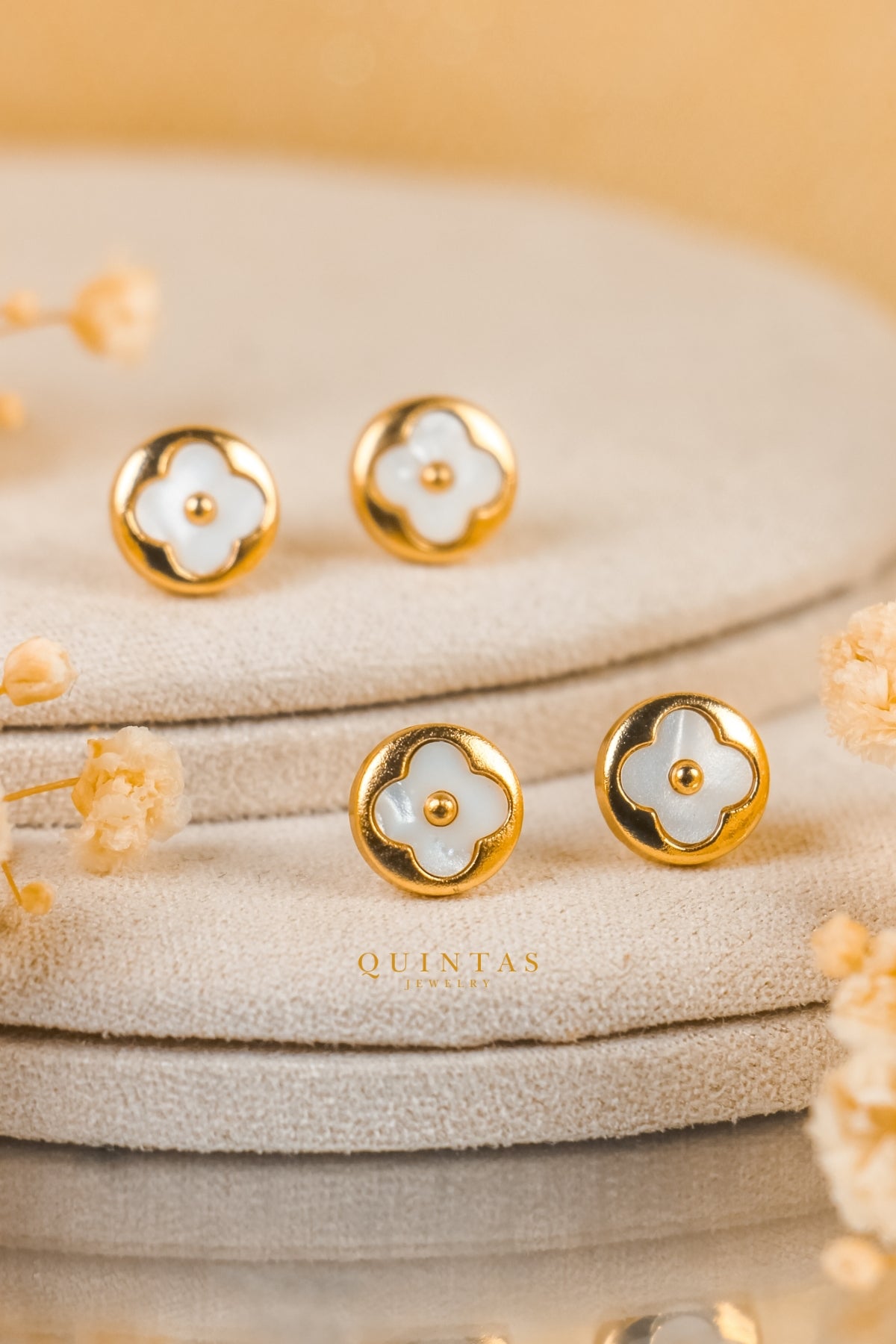 Ivory Clover Stud Earrings