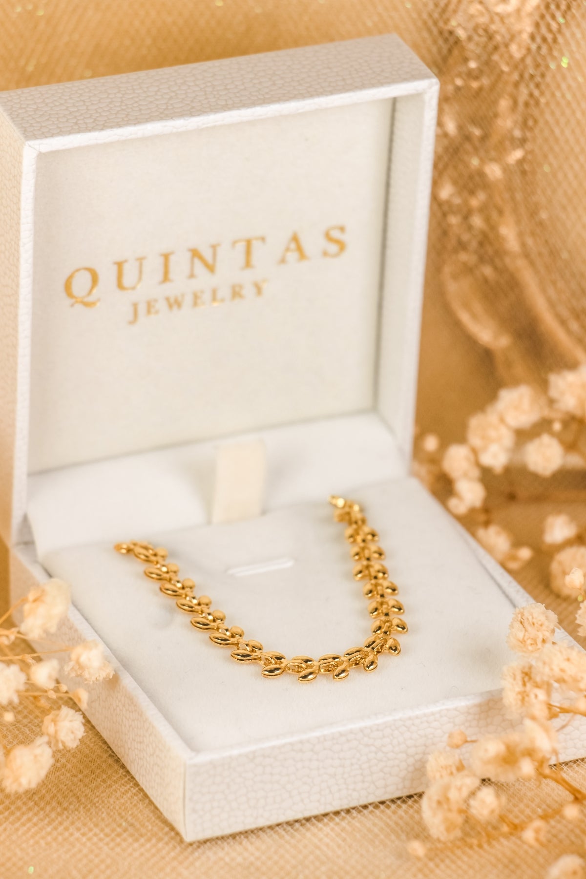 Liona Leaf Chain Bracelet