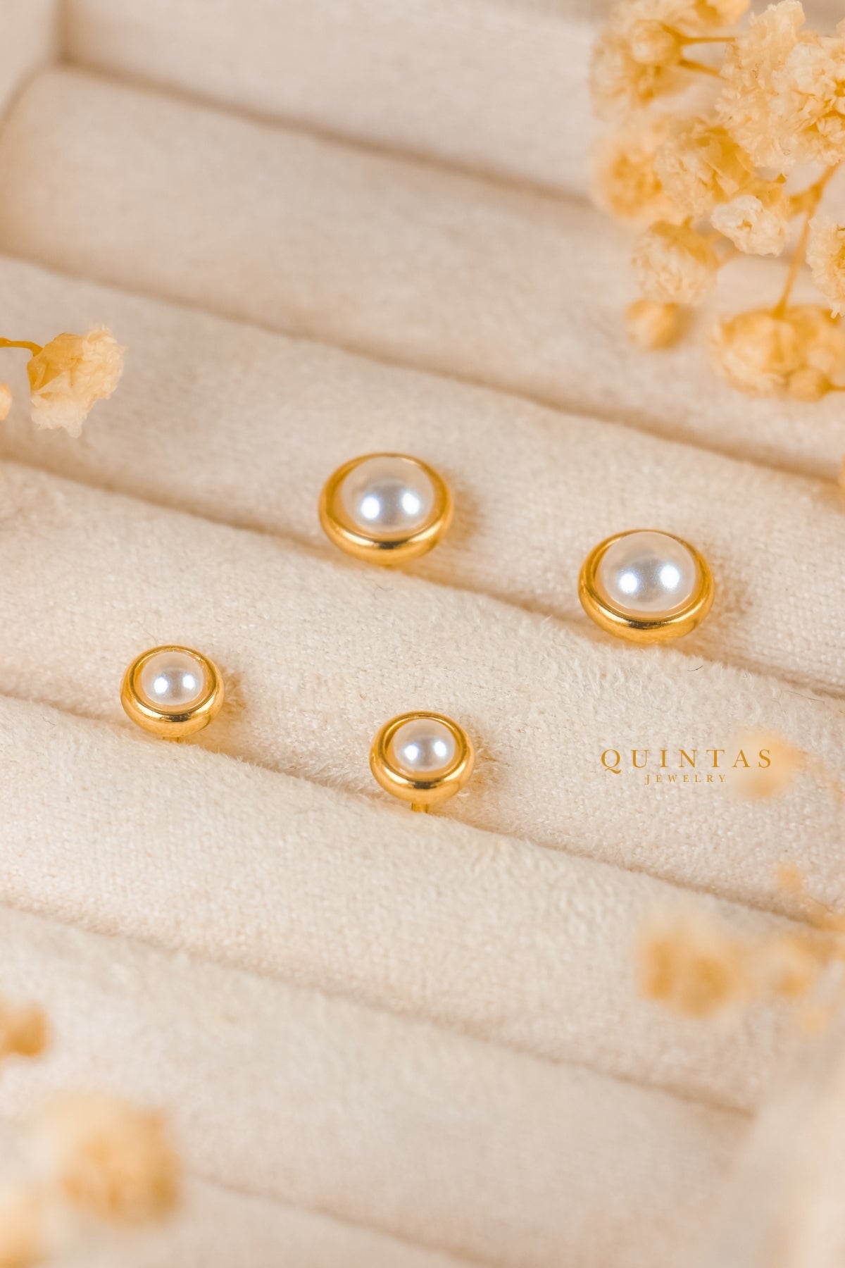 Solenne Halo Pearl Stud Earrings