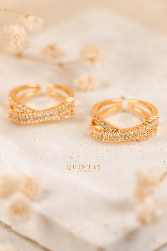 Elena Baguette Diamond Infinity Ring (Adjustable)