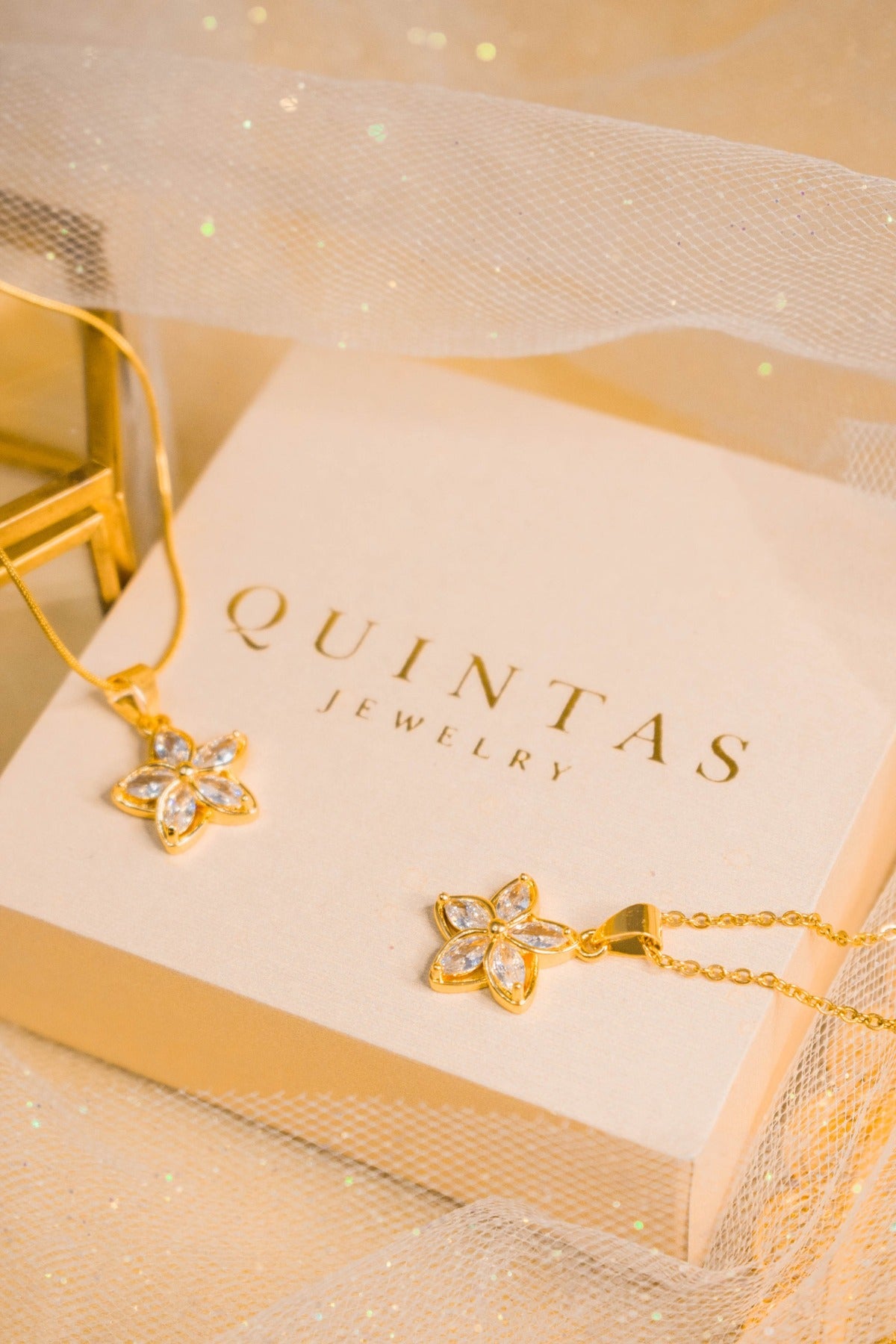 Jasmine Glass Flower Necklace