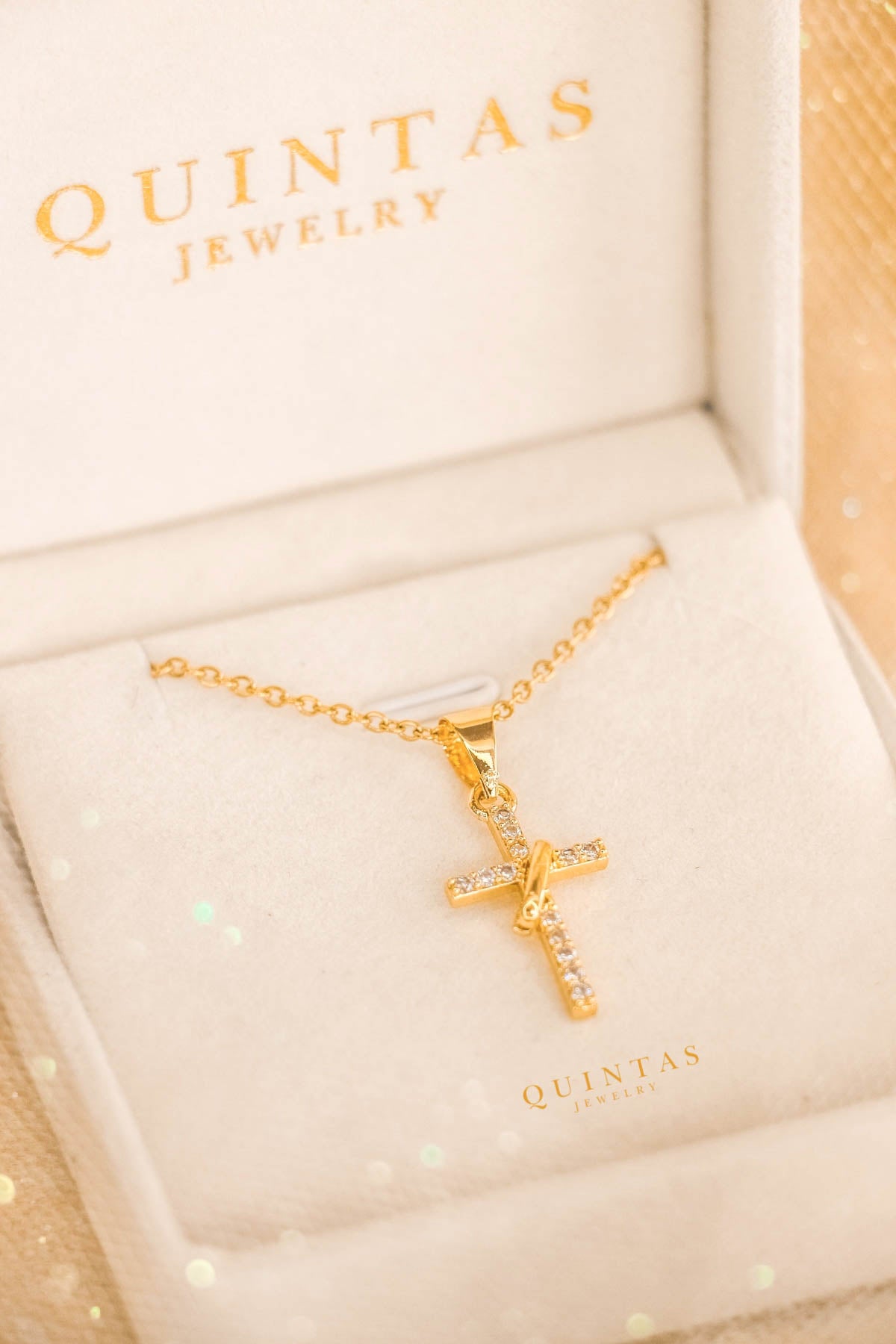 Amazon.com: MOTIEL 10K White Gold Cross Necklace Gold Infinity Necklace  Waterproof Religious Crucifix Pendant with Moissanite Jewelry faith Gift  for Women Mothers Day Birthday Christmas : Clothing, Shoes & Jewelry
