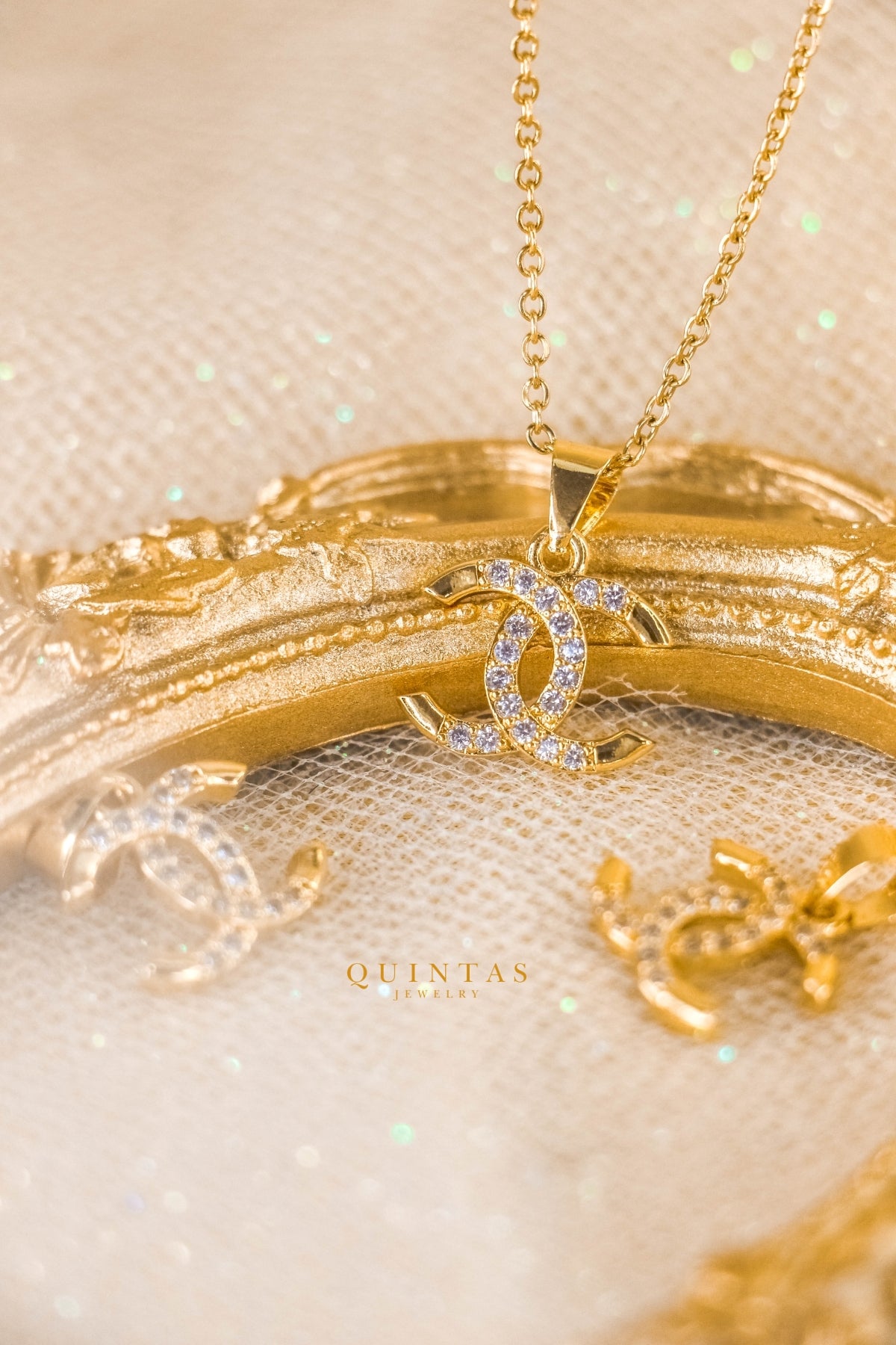 18K Chanel Glam Necklace