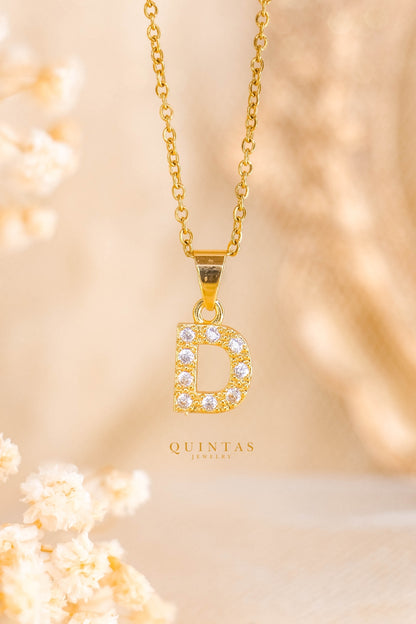 QUINTAS Zirconia Letter Initial Necklace