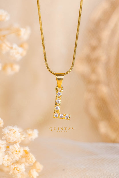 QUINTAS Zirconia Letter Initial Necklace